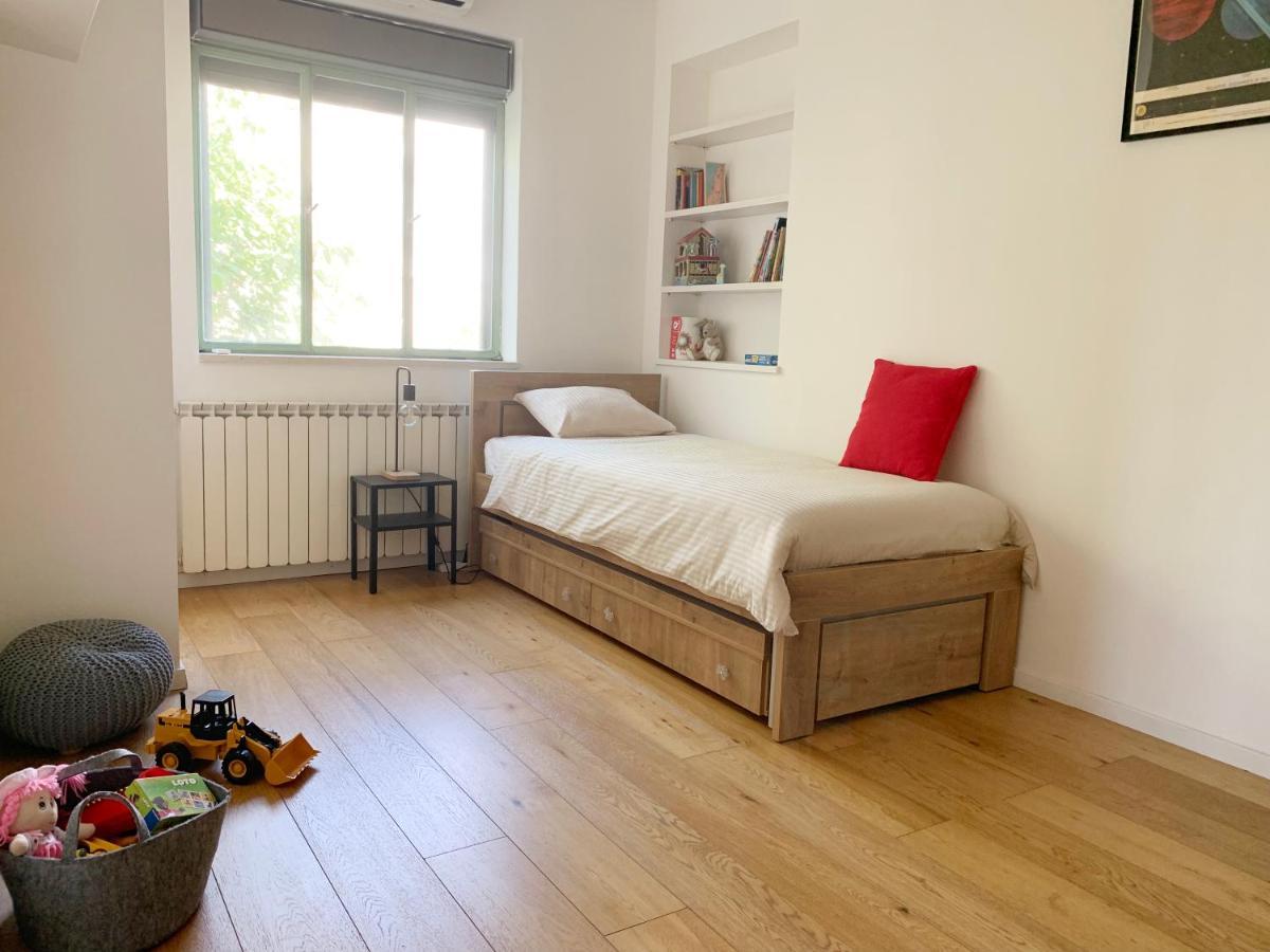 Annie's Boutique Apartment in Jérusalem Extérieur photo